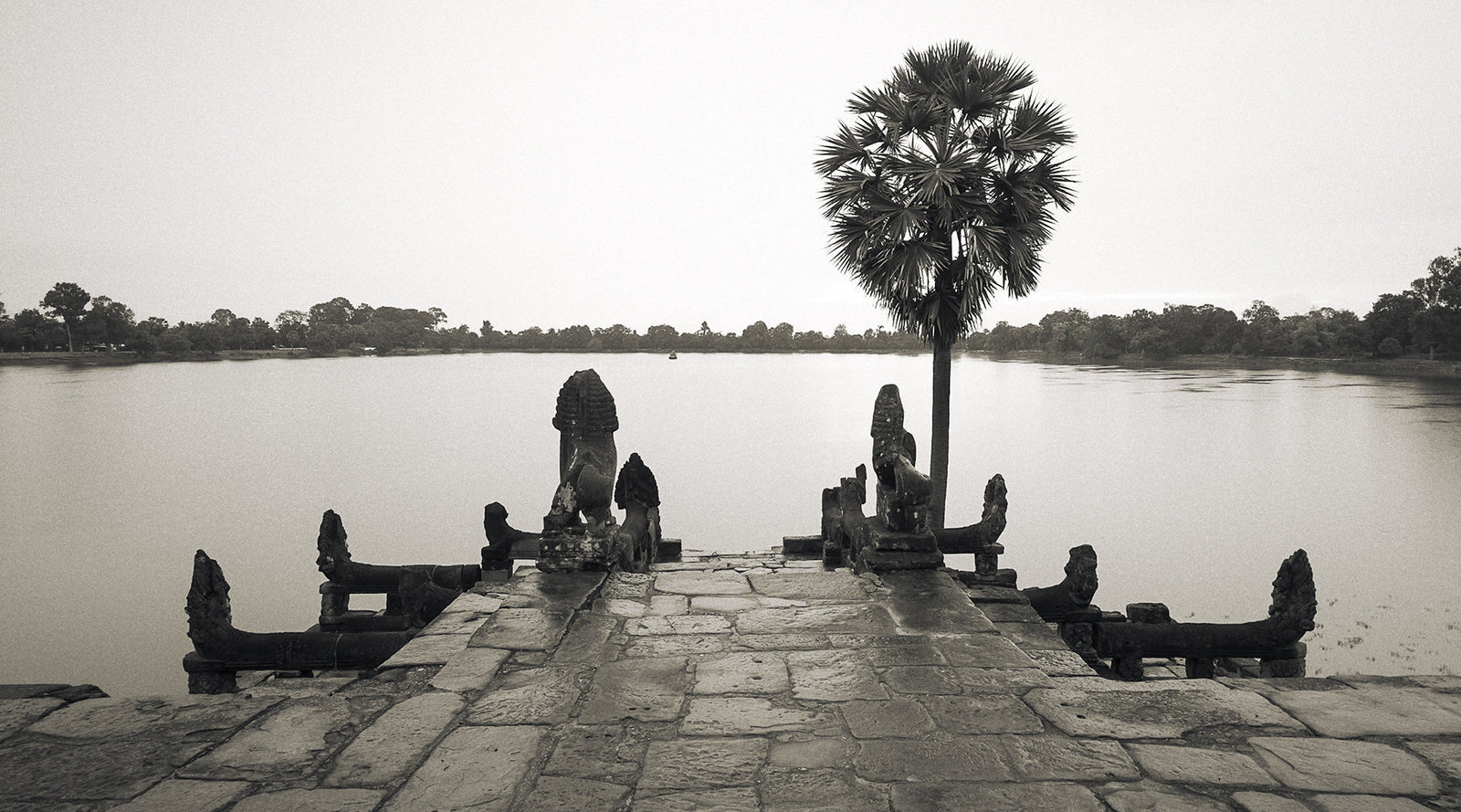 Sanctum - a Meditation on Srah Srang