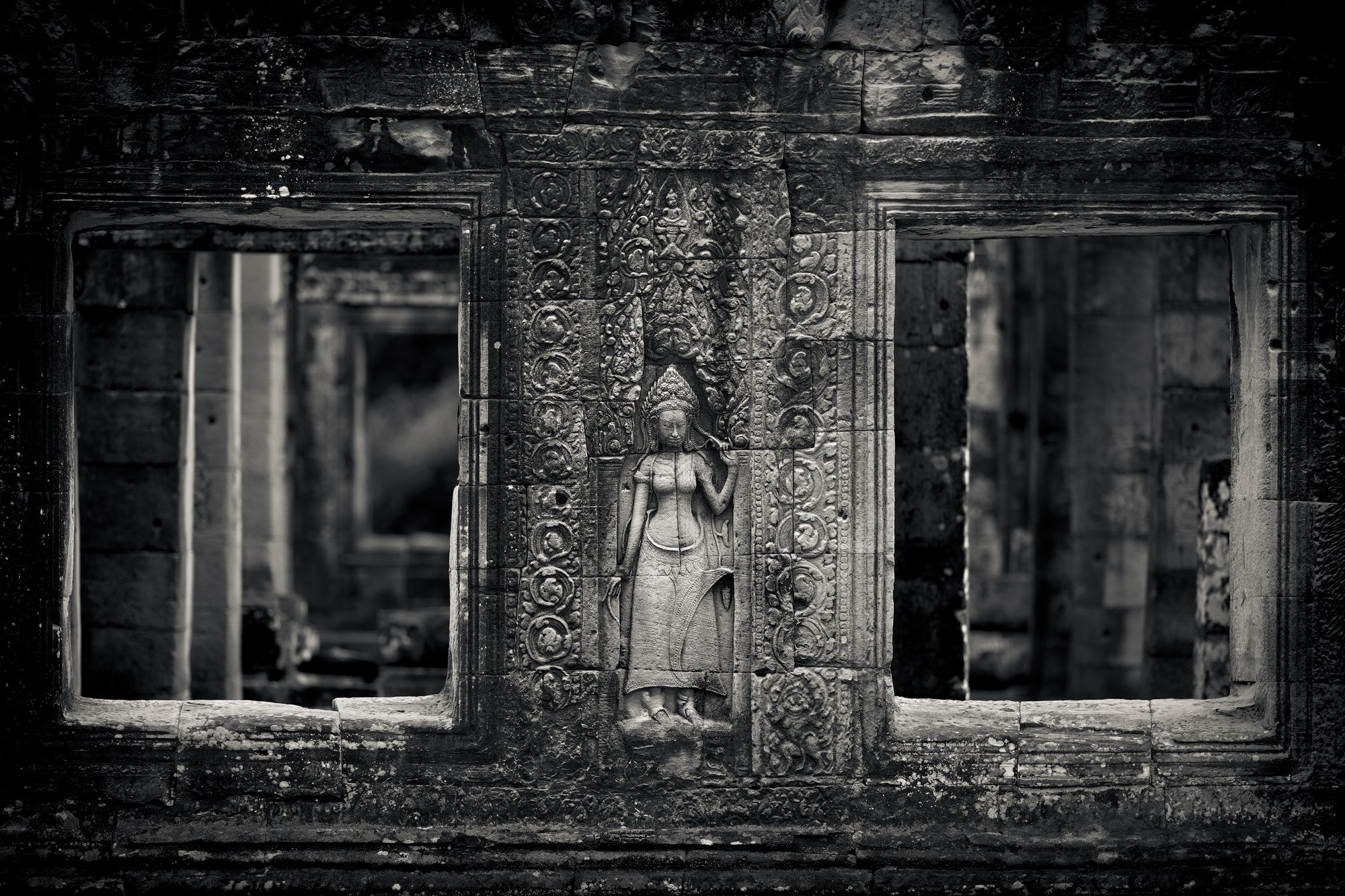 Apsara (Devata) and Buddha, Banteay Kdei Temple, Angkor, Cambodia