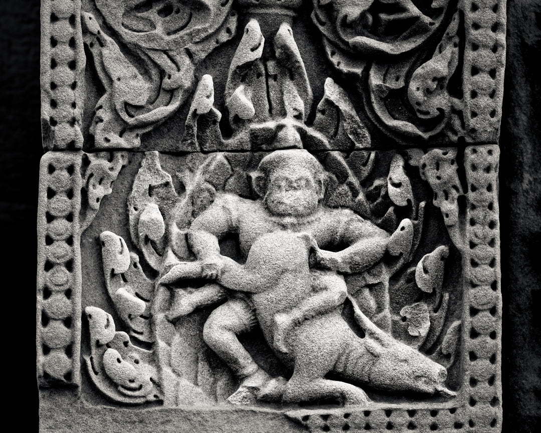 Valin Fighting Dubhi, Banteay Samre Temple, Angkor, Cambodia. 2021 by Lucas Varro